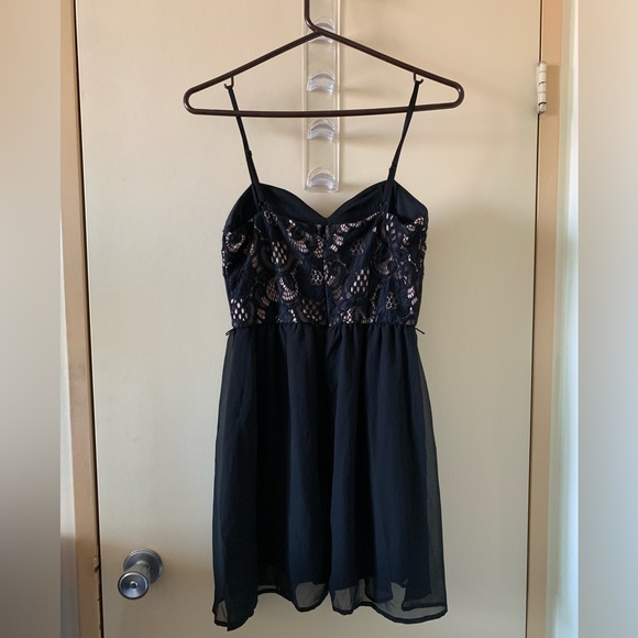 Black Spaghetti Strap Dress - Picture 4 of 8